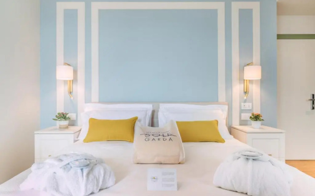 Sky Pool Hotel Sole Garda