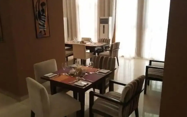 BON Hotel
