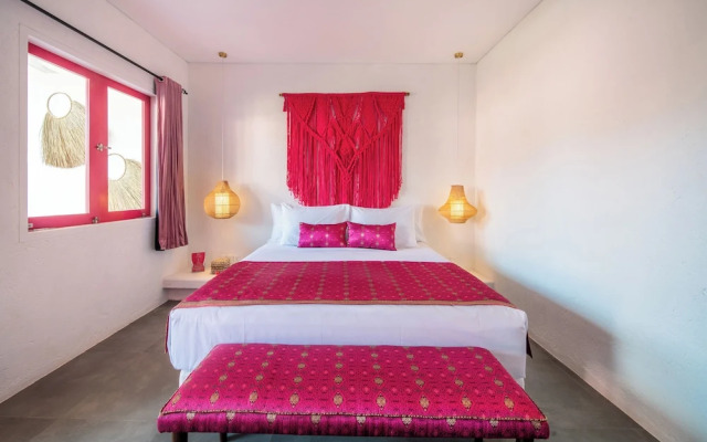 PinkPrivate Balangan - for Cool Adults Only