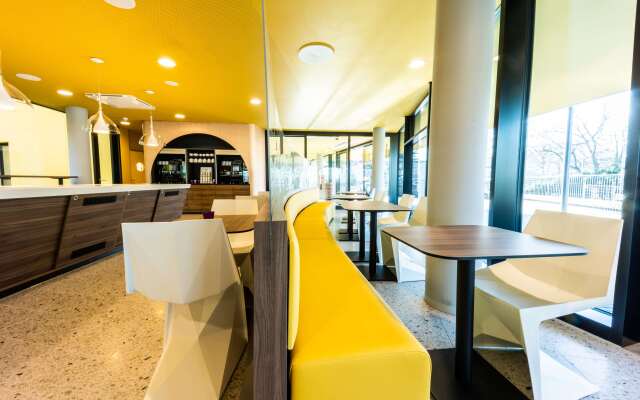 Prize by Radisson, Bonn City