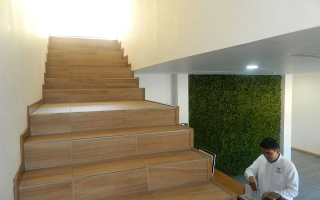 Capital Hotel