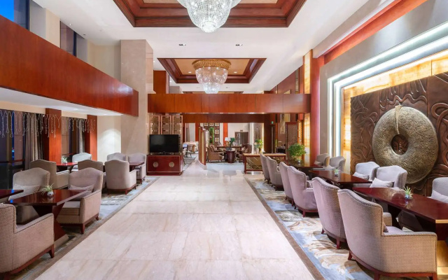 Howard Johnson Tropical Garden Plaza Kunming – Lobby – Kunming