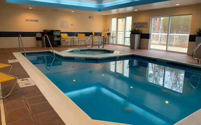 Fairfield Inn By Marriott Concord