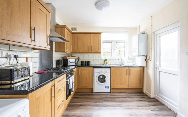 Comfortable 4-bed House