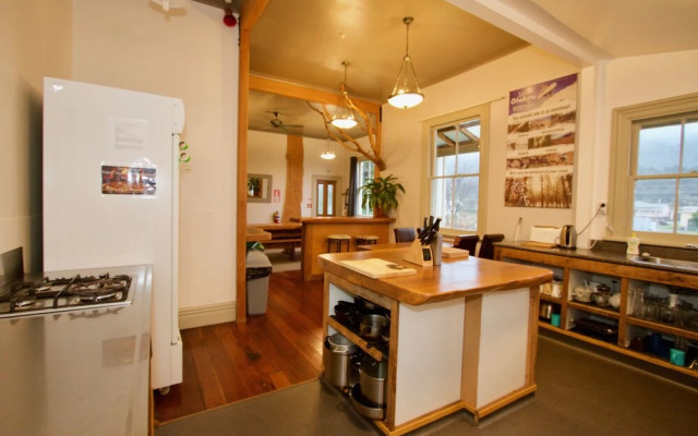 Station Lodge - Hostel