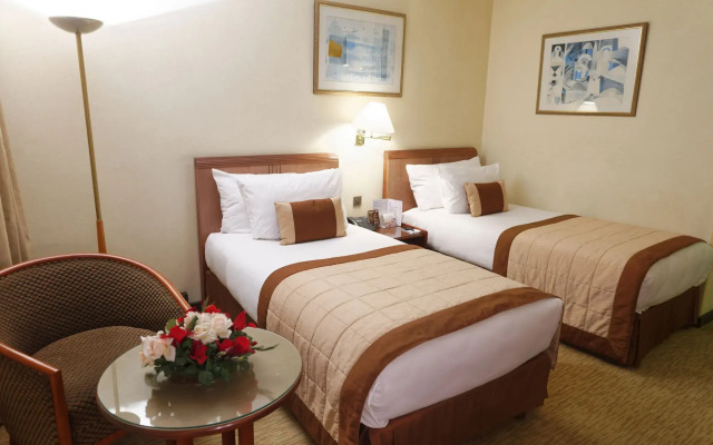 Carlton Hotel