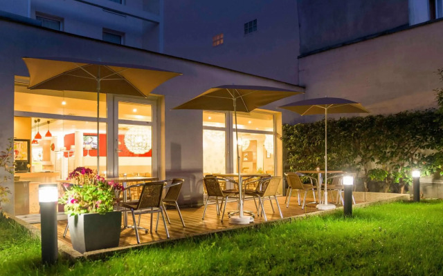 ibis Paris Porte de Vanves Parc des Expositions