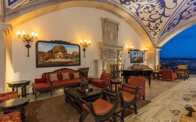 Vista Encantada Spa Resort & Residences