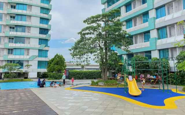 Comfy And Modern 2Br Grand Kamala Lagoon Apartment