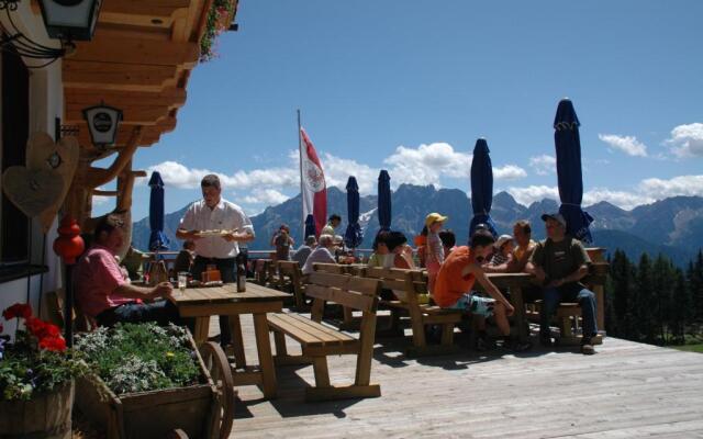 Mecki's Dolomiten Panorama Stubn