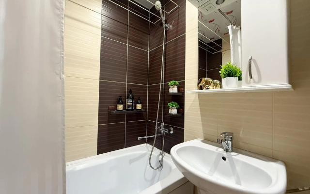 Пять Звёзд в Мирном 6/1