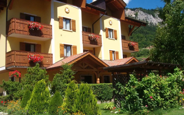 Residence Alpenrose Garni