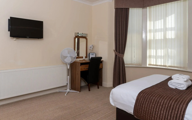 The Lawns Guest House