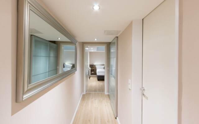 Primeflats - Family Apartment Flora