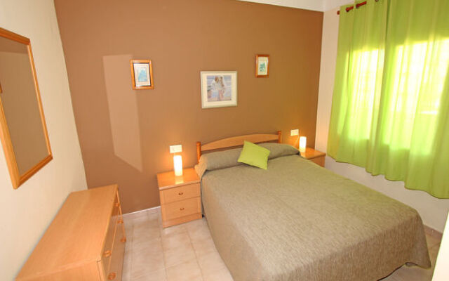 Apartamentos Sol y Mar Segur