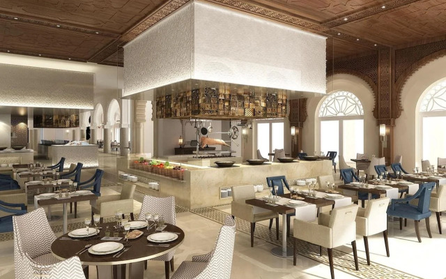 Hilton Salwa Beach Resort & Villas