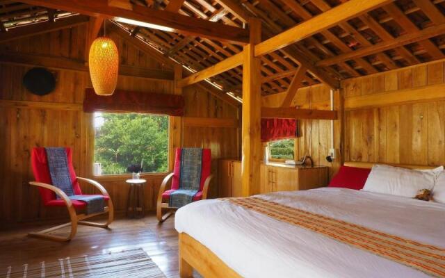 Luckydaisy Buffalo House