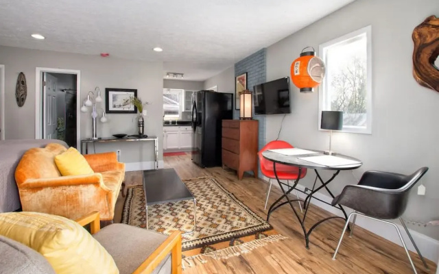 Cheerful Studio w Patio Steps From Everything