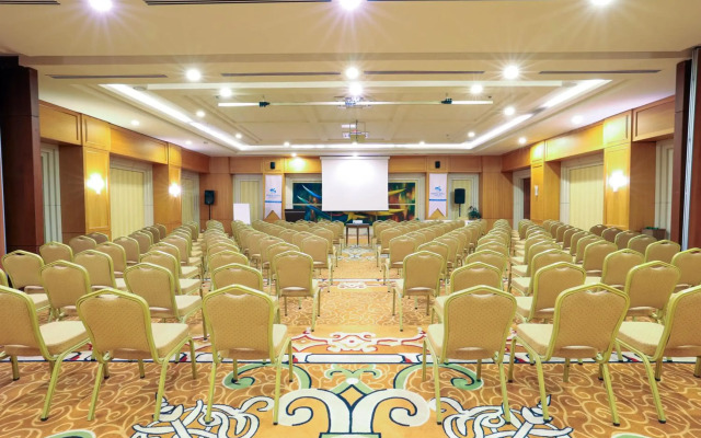 Crystal De Luxe Resort & Spa – All Inclusive