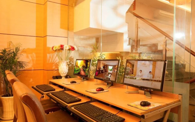 Amanaki Saigon Boutique