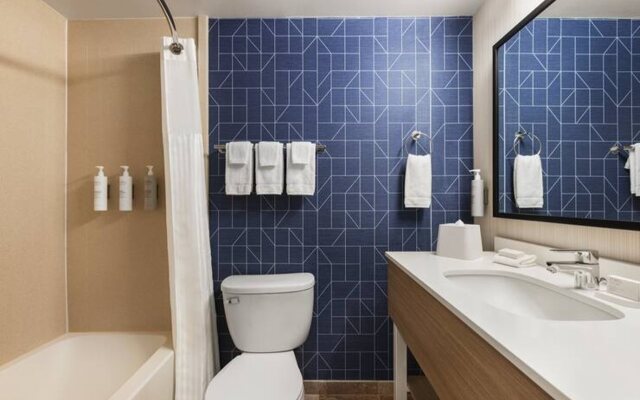 Spark by Hilton Germantown Washington DC North