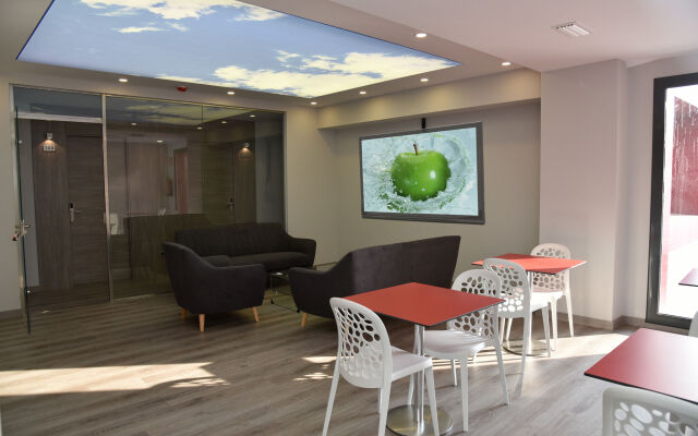 Julimar Hotel