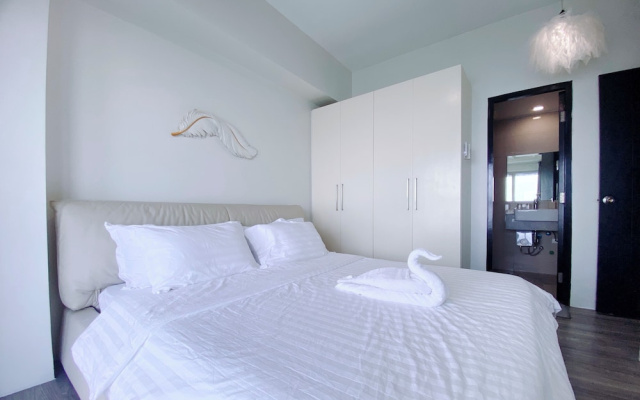 Deluxe Apartment Balcony with Seaview
