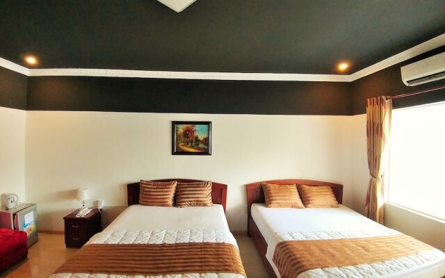 Hoang Hoa Hotel