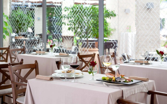Hotel Pelegrin Plava Laguna