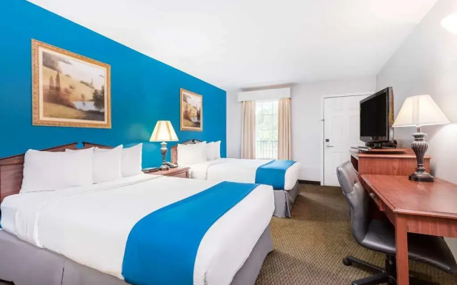 Baymont Inn & Suites Duncan/Spartanburg