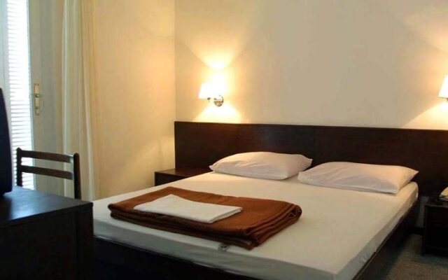 Omisalj Hotel Adriatic