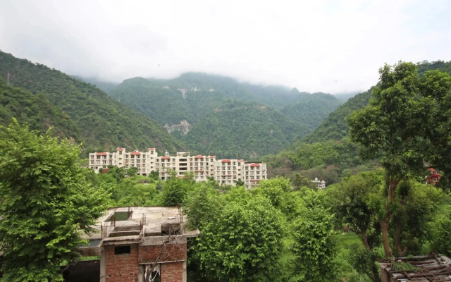 Home Stay Siddhi Palace By OYO Rooms