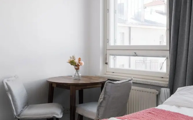 Modern Studio Apartment in Lönnrotinkatu
