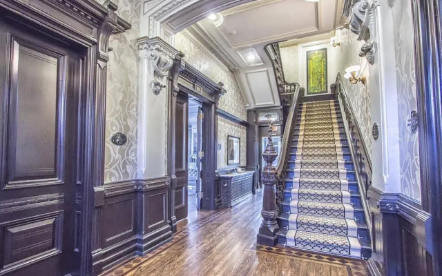 DelSuites James Cooper Mansion