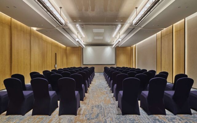 DoubleTree by Hilton Shenzhen Airport