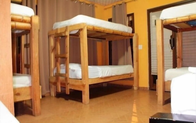 Hostal Nomba