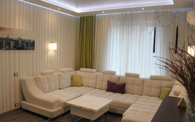 Саквояж на проспекте Ленина, д. 30