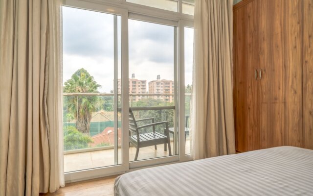 Kikambala Modern Apartment with Balcony