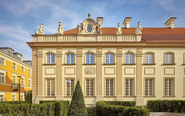 Hotel Verte, Warsaw, Autograph Collection