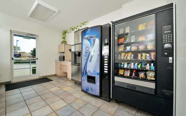 Motel 6 McKinney, TX - North