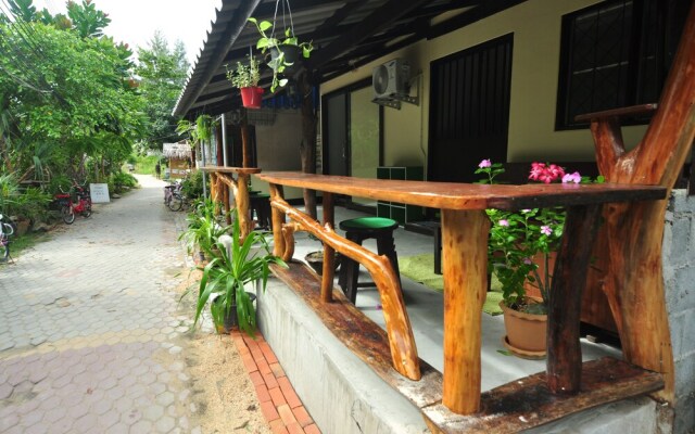 Phi Phi Backpacker - Hostel