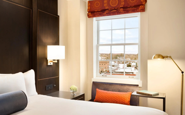 Hotel Saranac Curio Collection By Hilton