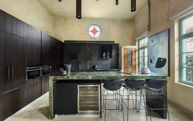 The Pearl of Jaffa Lux Apt by Sea N Rent