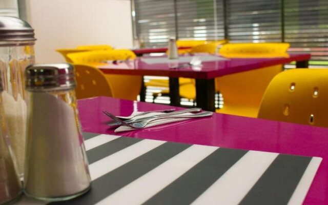 593 Hostel Boutique