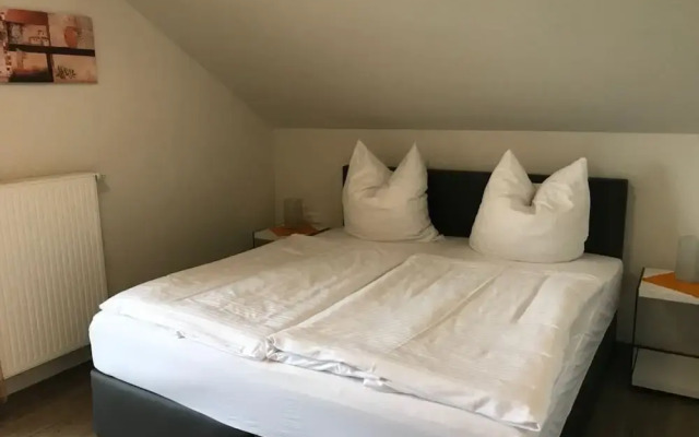Pension & Restaurant zur Wertachau