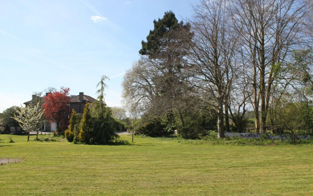 Roseneath House