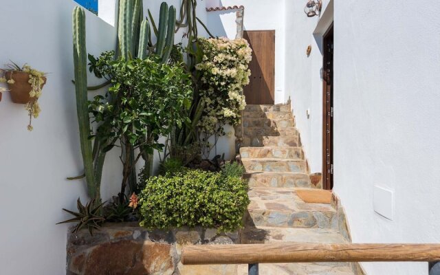 Luminous Loft Apt. ¨above¨ the Atlantic Ocean