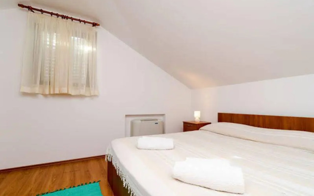Apartments Mondo