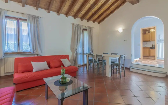 Ca Mia in Menaggio With 3 Bedrooms and 2 Bathrooms
