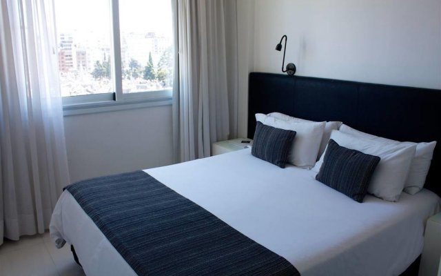 CH Recoleta Suites